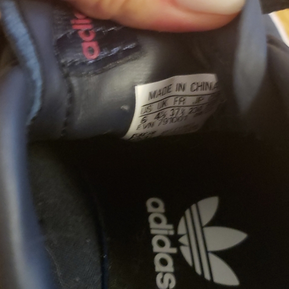 Adidas Sneakers - Picture 5 of 5